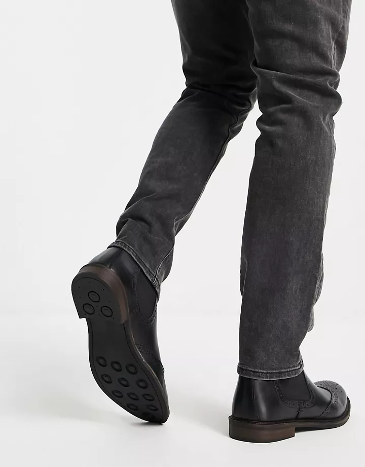 Botas Chelsea negras estilo zapatos Oxford de cuero de Red Tape Cuero negro ghbs2dfu